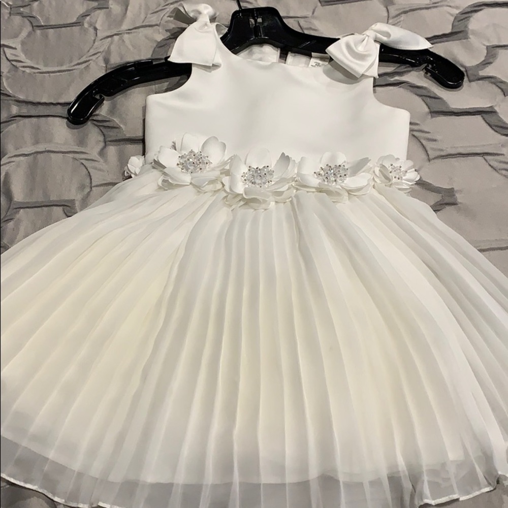 Brand new no tags white sequence chiffon dress